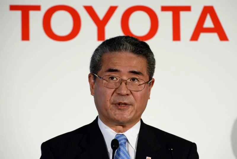 Toyota profit up on cheap yen, forecasts raised