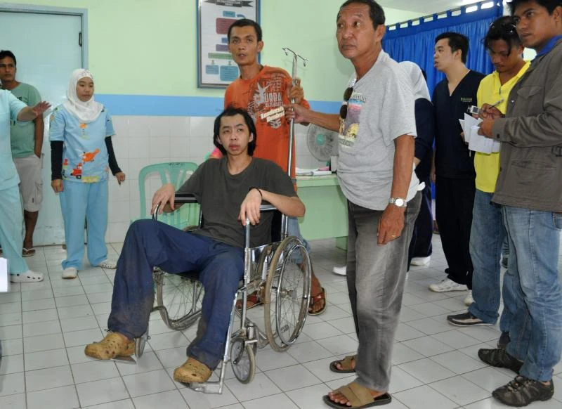 Malaysian hostage recounts Philippines escape