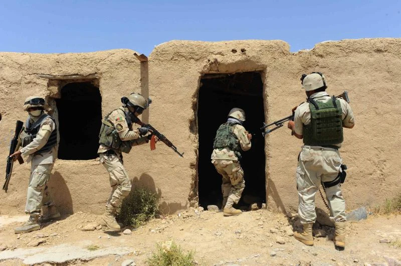 10 die as Afghan insurgents attack construction camp