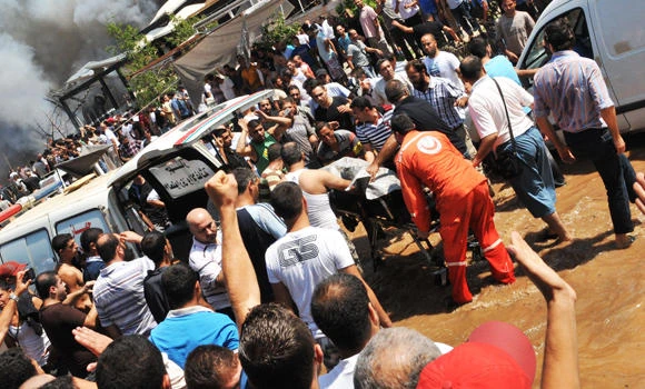 Blasts at Lebanon mosques kill 42, wound hundreds