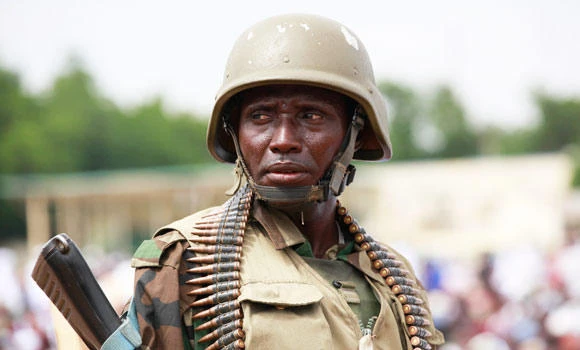 Nigeria kidnappers kill 4 police