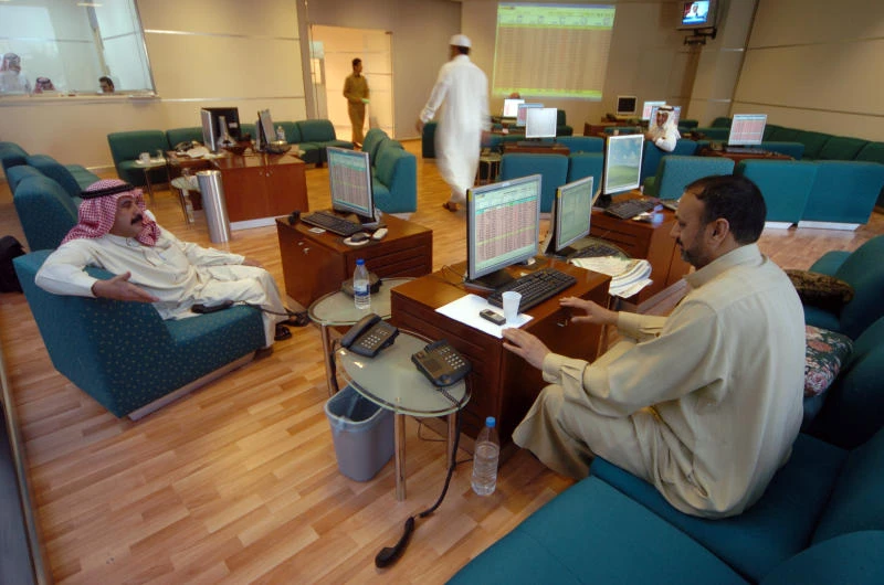 Saudi stocks drop 4% but market fundamentals remain strong