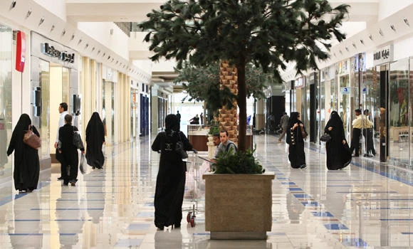 Saudi families fail to save up