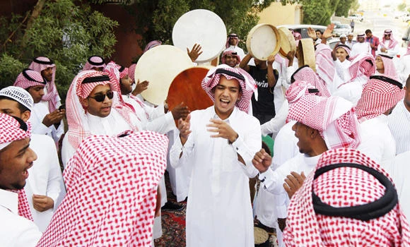 Eid Al-Fitr begins