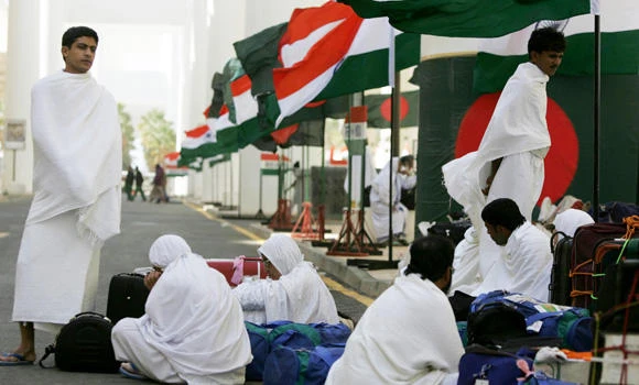 Electronic grouping of Umrah pilgrims to prevent chaos