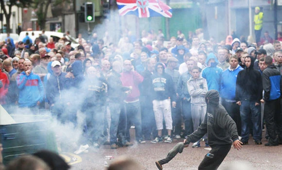 Religious violence back in N. Ireland; 56 cops injured