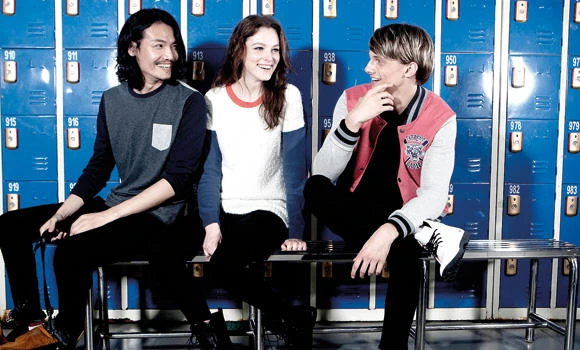 Nostalgic campus fashion
at all Giordano stores