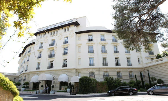 Jewelry thieves strikes again on French Riviera