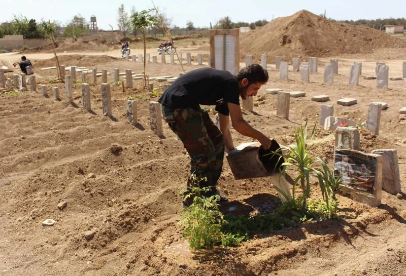 West in a tight spot as Syrian rebels split