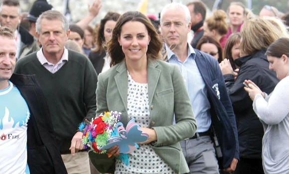 Kate is back ... and how!