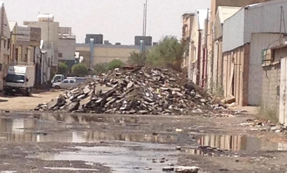 Construction work in Riyadh’s Faisaliah hampers warehouse activities