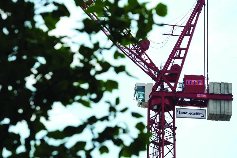 New orders, output show faster growth in Britain