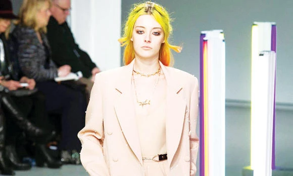 New York fashion week frenzy kicks off