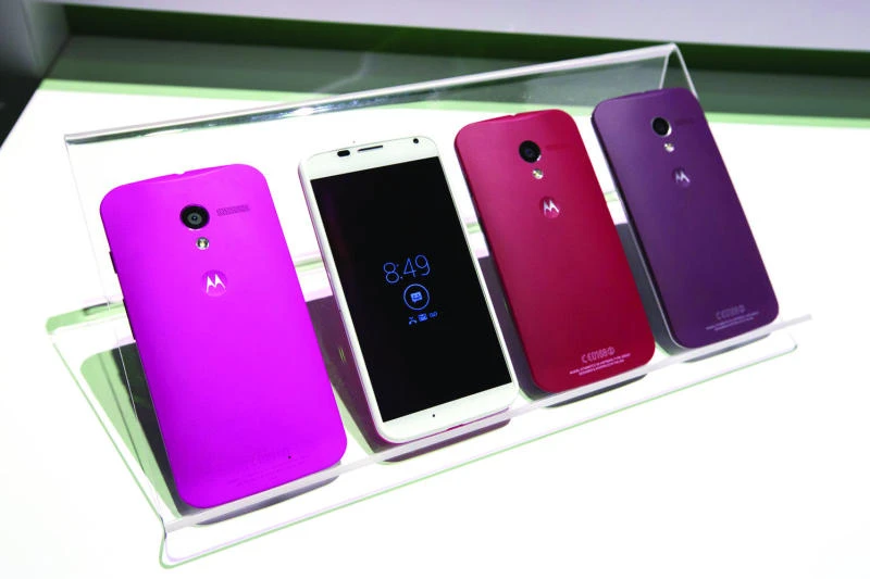 New smartphones try fashion makeovers to stand out from pack