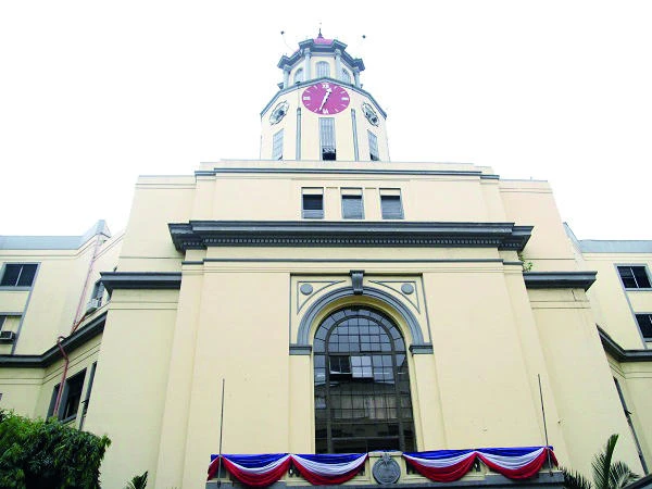 Debt-saddled Manila gov’t asks employees to follow power-saving tip