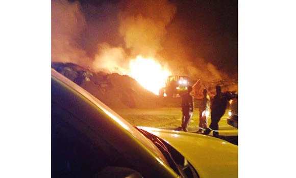 Dammam fire raises pollution fears