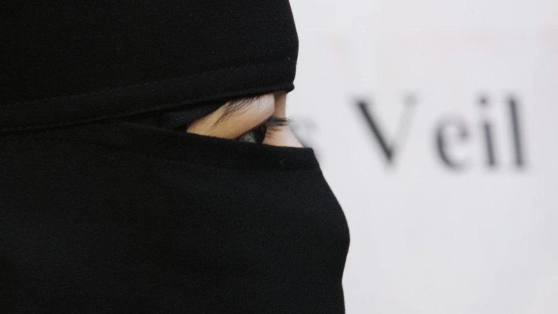 Britain’s leading college drops ban on Muslim veils
