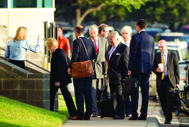 Dell shareholders approve deal to take company private