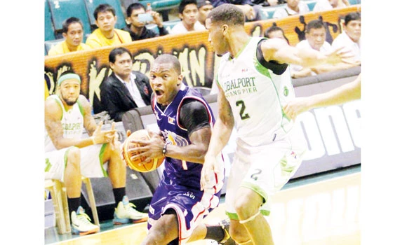Petron Blaze seals No. 1 ranking after Globalport rout