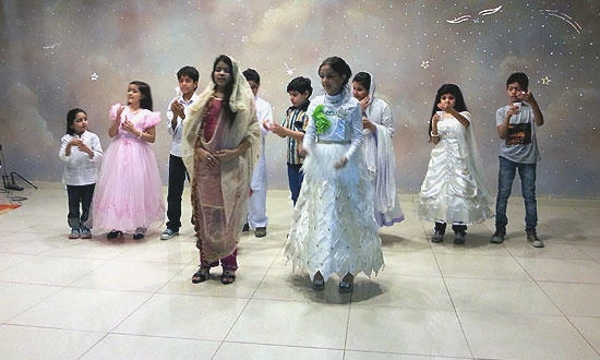 Pakistani children highlight unity at colorful event