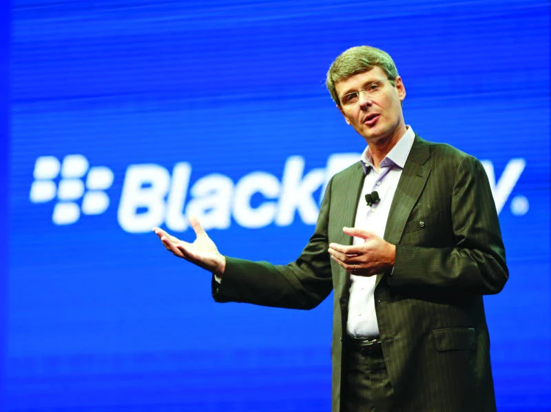BlackBerry warns of $995m loss, 4,500 job cuts