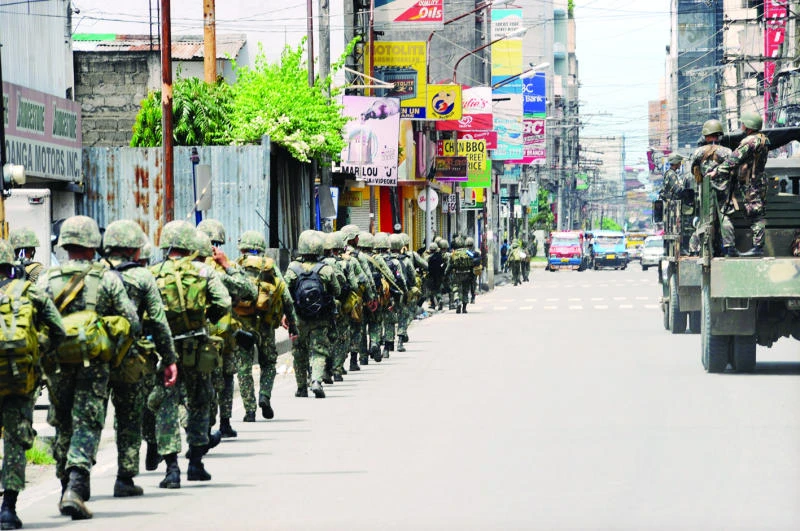 Battle-scarred Philippine city suffers ‘humanitarian crisis’