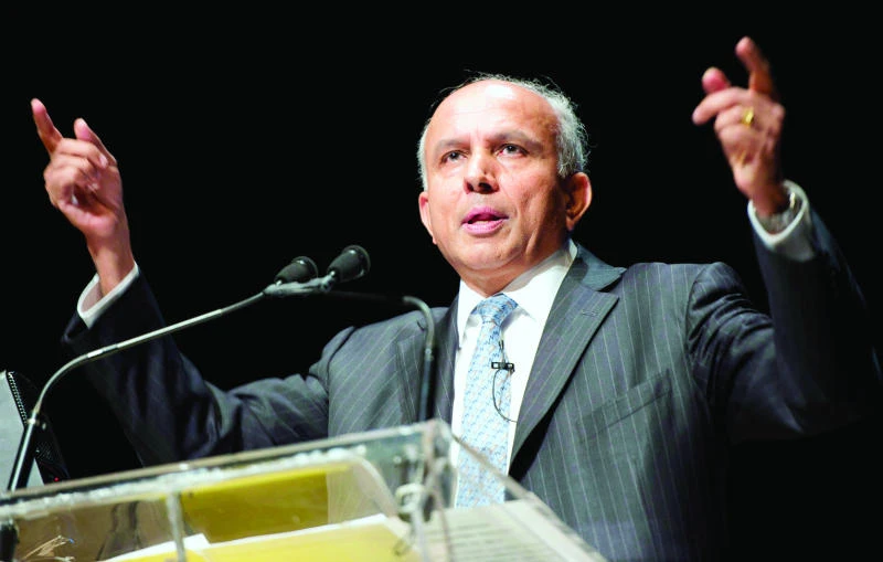 Fairfax’s Watsa confident BlackBerry bid will succeed