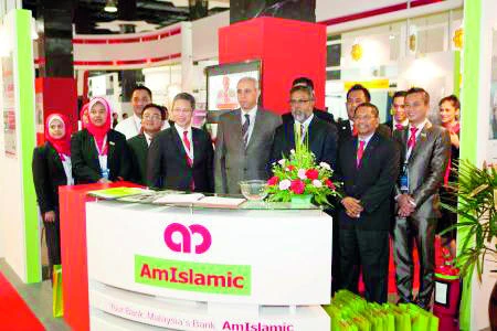 Razak calls for more intra-trade among OIC states