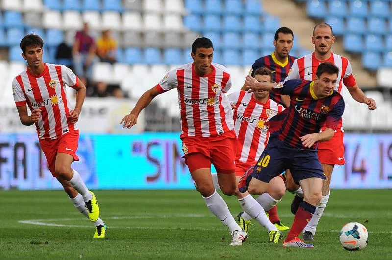 Messi injury blights record start for Barcelona