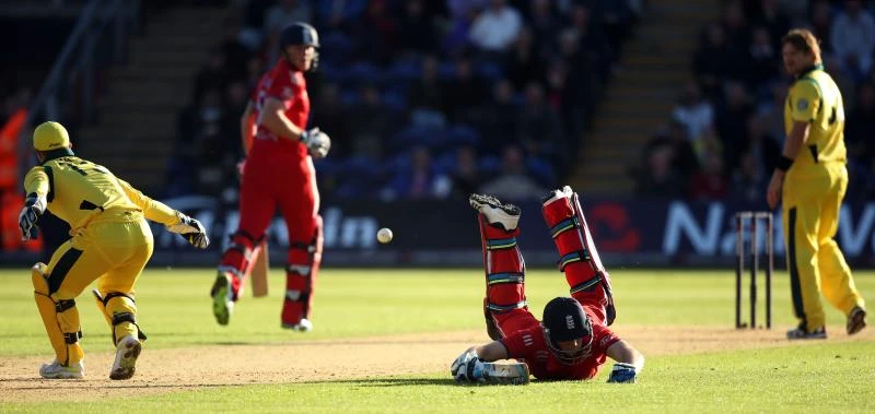 England triumphs by 3 wickets in 4th ODI