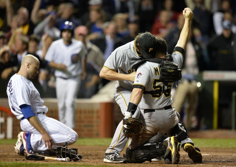 Pirates clinch first playoff spot in 21 years
