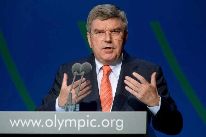 Bach waits in the wings as Rogge Olympic reign nears end