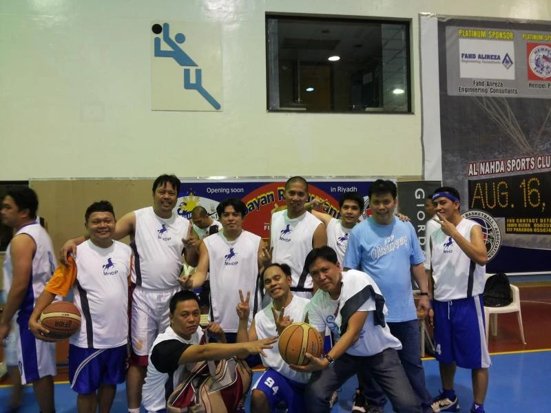NPC Pipers down Paparotti in Kingdom Dream Games 2