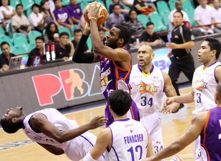 Canaleta helps Express rock Talk ‘N Text in Governors’ Cup