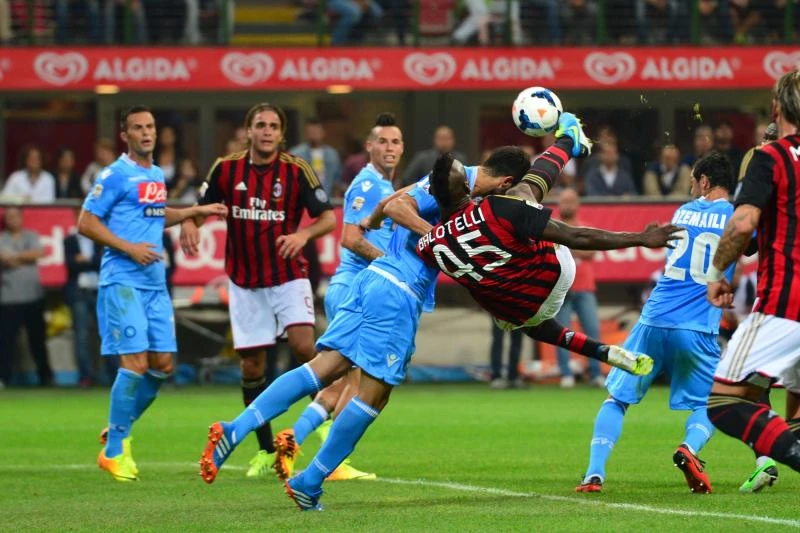 Roma wins derby at last; Napoli sinks Milan