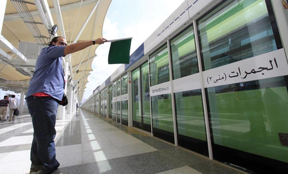 Security company to ensure orderly boarding of trains during Haj