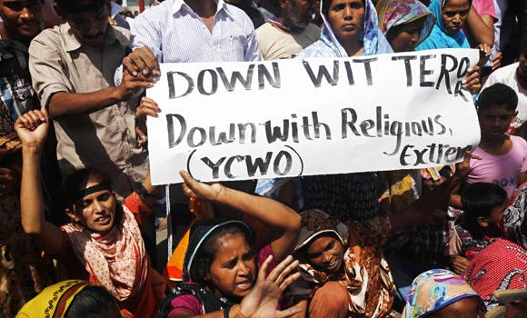 Pakistani Christians protest deadly church bombing