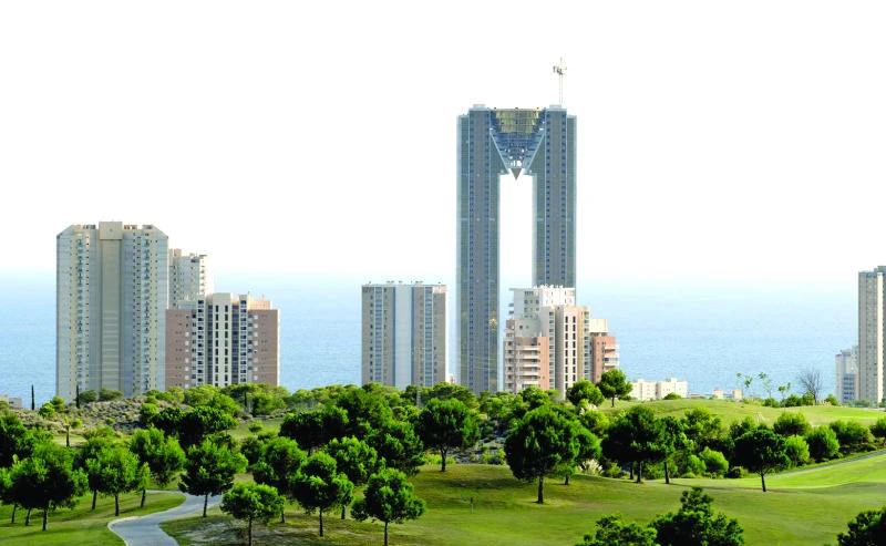 Vast Benidorm skyscraper a symbol of Spain crisis