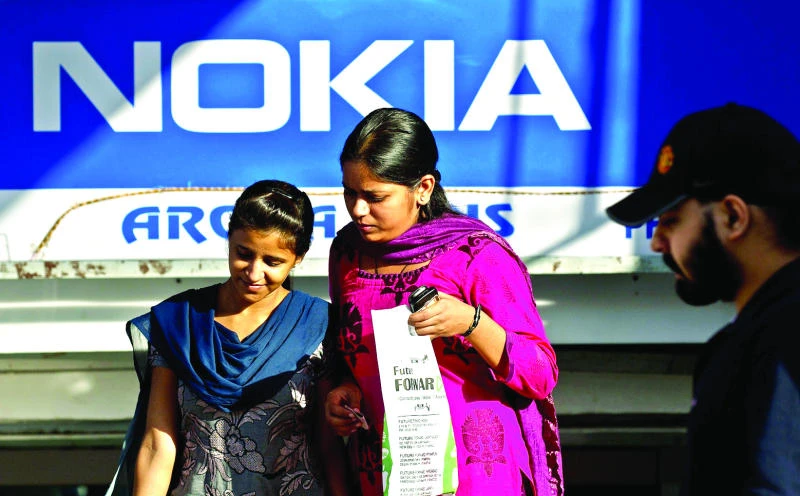 Indian tax officials freeze Nokia assets