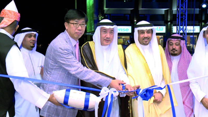 Matbouli Group uses new technology at new Samsung showroom in Jeddah
