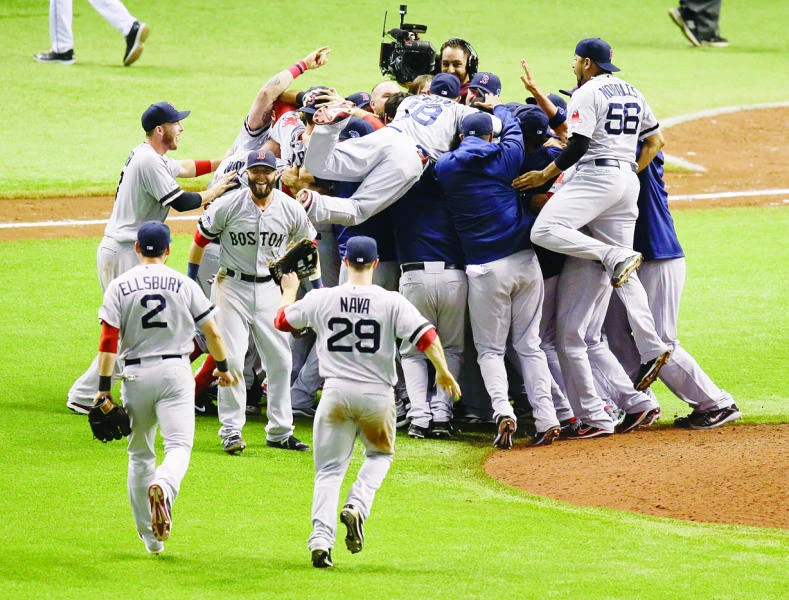 Red Sox triumph to close out Rays, advance to ALCS