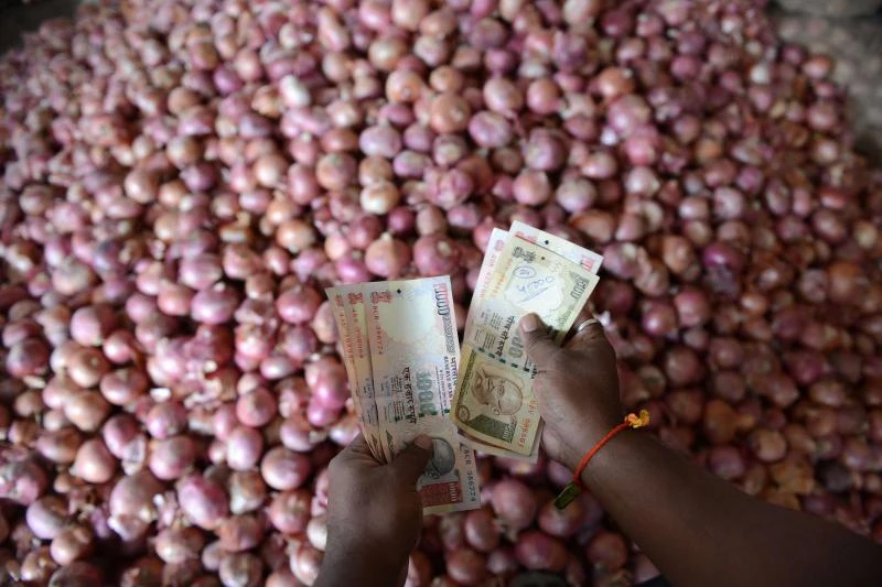 Onion costs spur Indian inflation