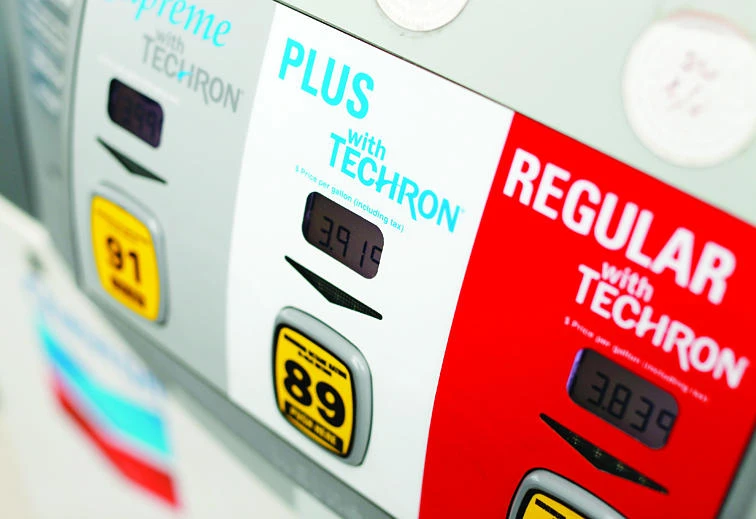 Oil jumps on budget deal hope