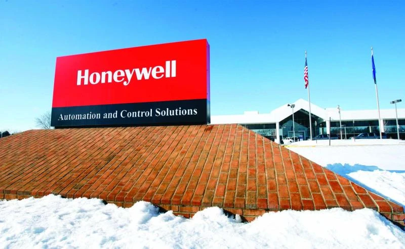Honeywell cuts revenue forecast