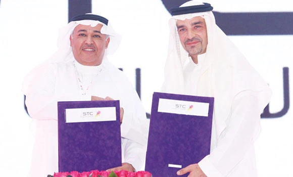 STC and Saudi Aramco sign strategic partnership deal to promote research