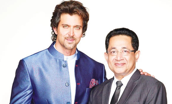 Top Bollywood star signs up as Joyalukkas brand ambassador