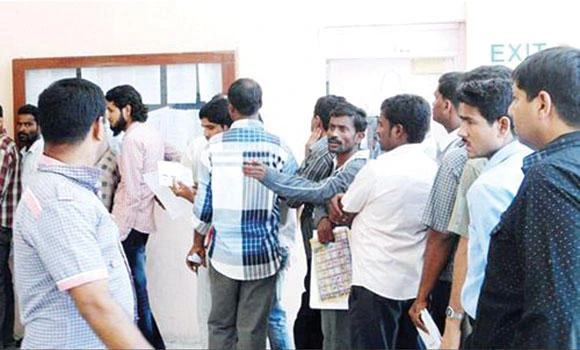 EC applications: Indian expats told to hurry