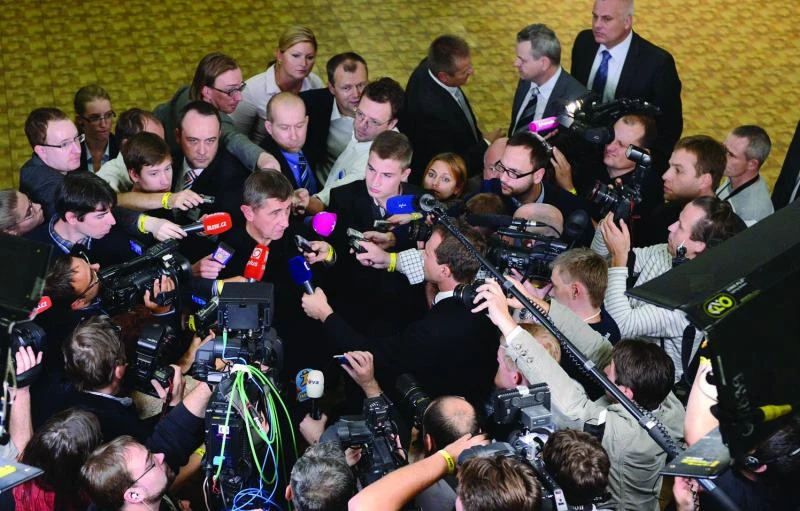 Social Democrats edge out populists to win Czech vote