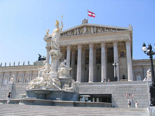 Vibrant Vienna beckons investors from Kingdom