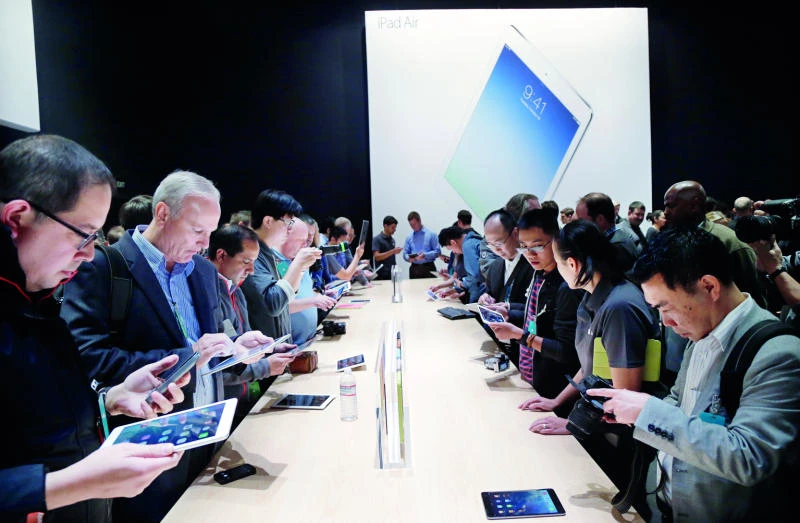 Apple tablet share hit low point ahead of iPad event